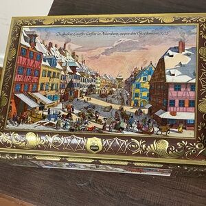Vintage Red and Gold tin box E OTTO  Schmidt. In great condition